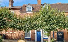Ellinor House